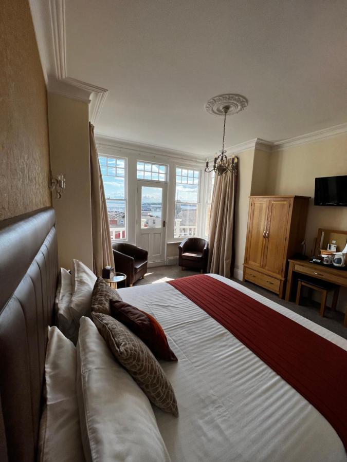 Queenswood Hotel ويستون سوبر مير المظهر الخارجي الصورة